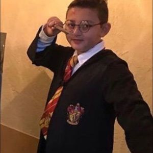 Meet your Posher, Christopher